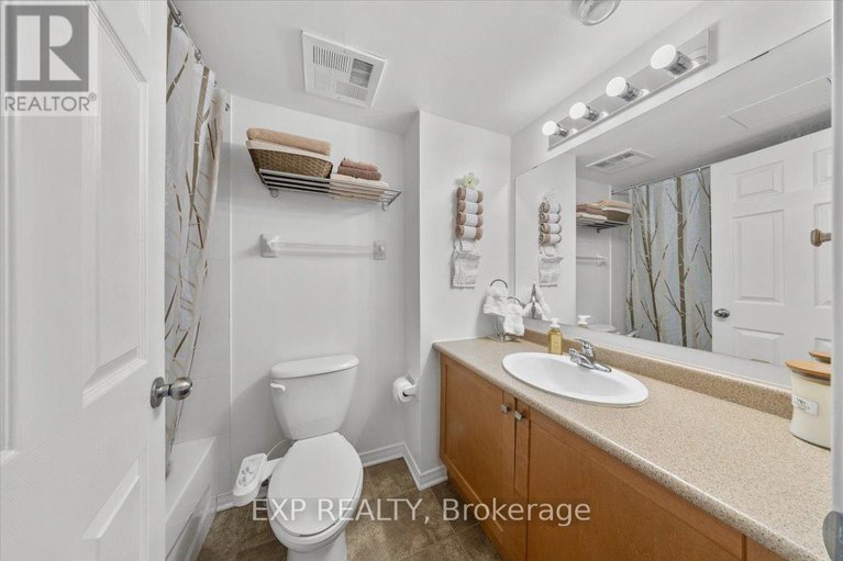 29633379/307-1931-st-joseph-boulevard/convent-glen-south/ottawa/ontario/K1C0A3_3