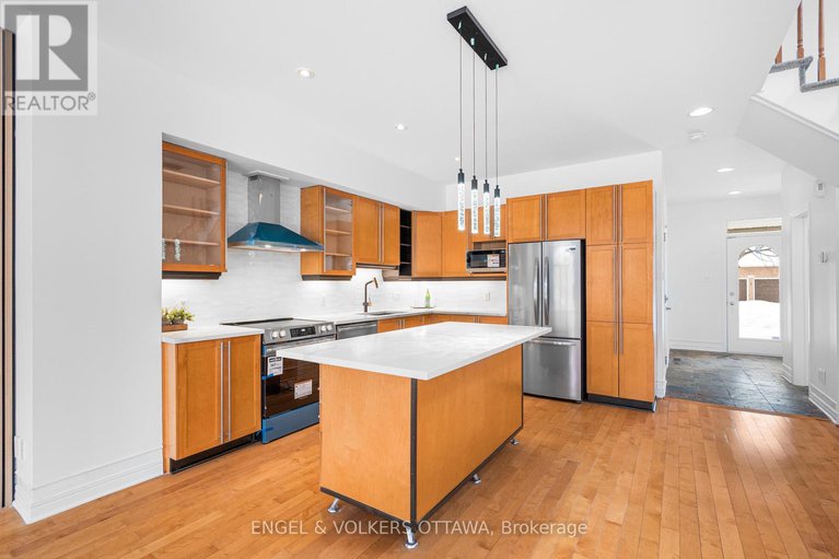 29344132/318-parkin-circle/blossom-parkkemp-parkfindlay-creek/ottawa/ontario/K1T4G6_14