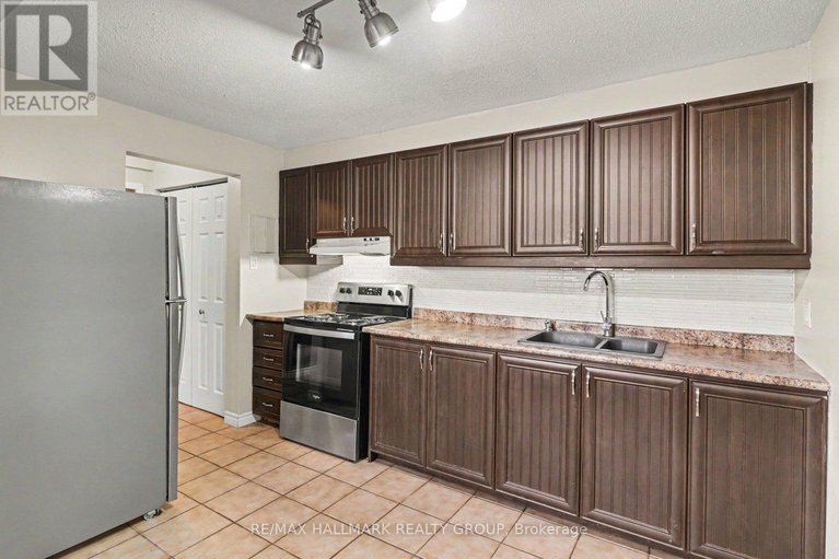 29579809/2-898-elmsmere-road/beacon-hill-south/ottawa/ontario/K1J7T6_10