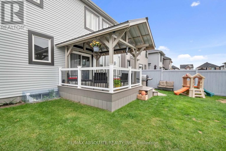 28752702/730-perseus-avenue/half-moon-bay/ottawa/ontario/K2J6V8_48
