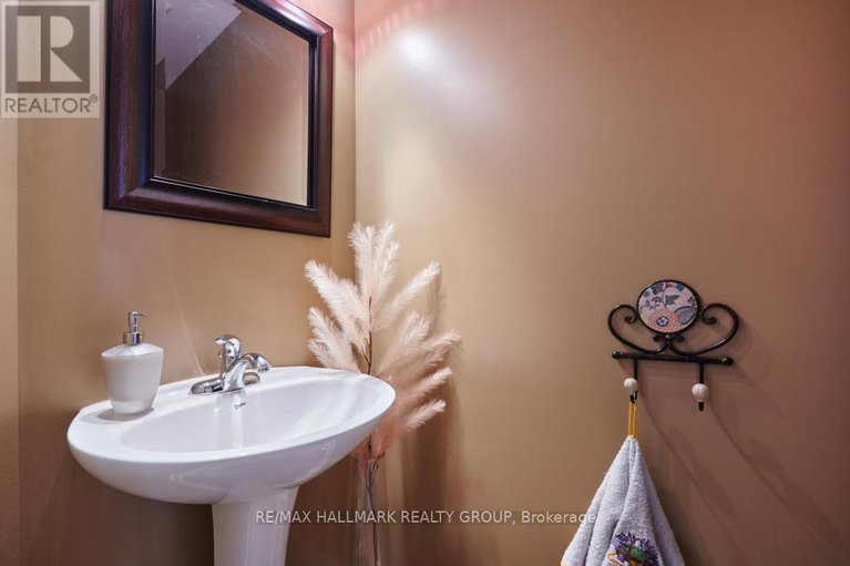 28521801/86-indigo-street/beacon-hill-south/ottawa/ontario/K1J0A8_15