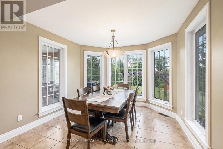 28639751/1307-whitney-road/north-grenville-twp-kemptville-east/north-grenville/ontario/K0G1J0_9