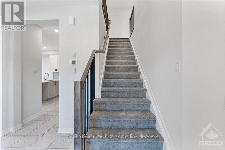 28896980/900-athenry-court/half-moon-bay/ottawa/ontario/K2J7C5_16