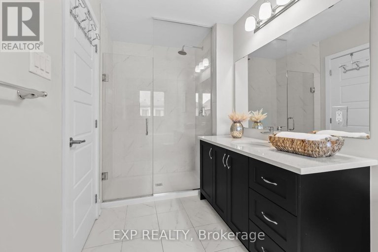 28622756/288-billrian-crescent-s/stittsville-north/ottawa/ontario/K2S3A4_28