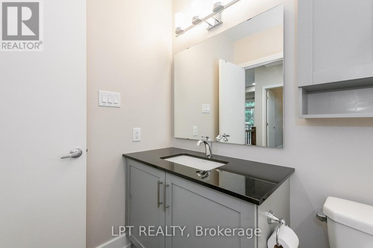 29175936/10-57-bergeron-private/chapel-hill/ottawa/ontario/K1C0C2_24