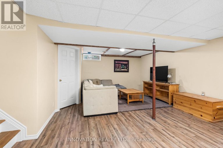28524483/3-kathleen-crescent/stittsville-central/ottawa/ontario/K2S1L6_25