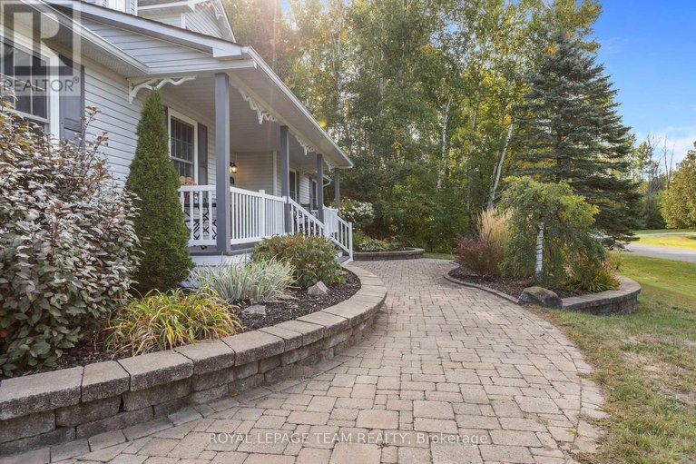 28886315/15-empress-drive/kemptville/north-grenville/ontario/K0G1J0_4