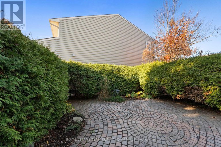 29054393/46-gentle-gate-crescent/hunt-club-parkgreenboro/ottawa/ontario/K1T1Z8_39