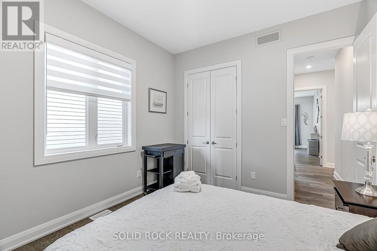 28585718/135-pathfinder-way/riverside-southgloucester-glen/ottawa/ontario/K1X0C9_26