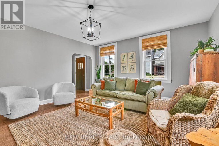 28474942/208-clothier-street-e/kemptville/north-grenville/ontario/K0G1J0_8