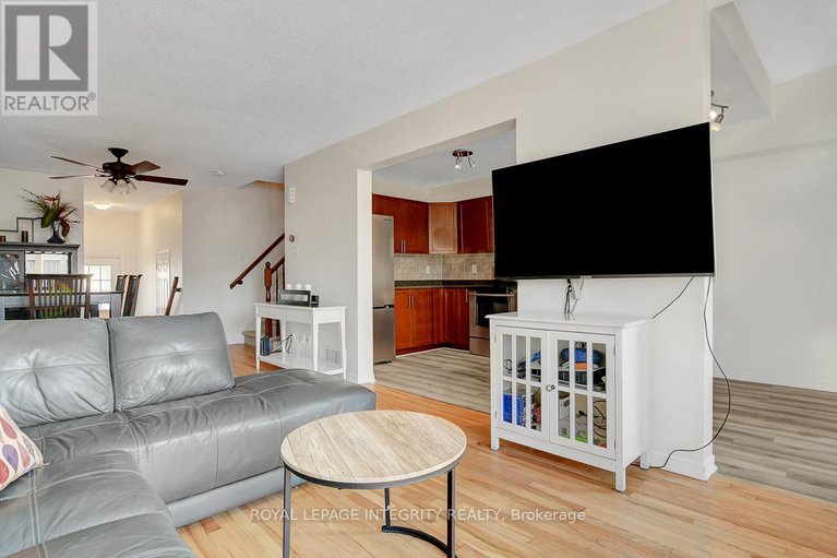 28855034/302-brigitta-street/emerald-meadowstrailwest/ottawa/ontario/K2S0H8_8