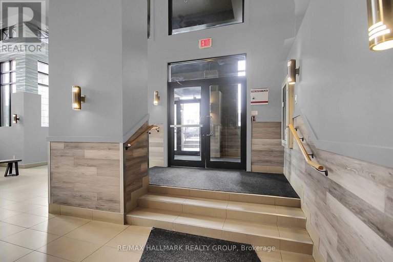 28092683/205-429-kent-street/ottawa-centre/ottawa/ontario/K2P1B5_5