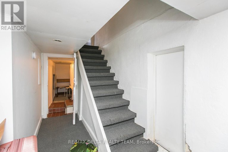 29117353/27-perkins-street/west-centre-town/ottawa/ontario/K1R7G4_8