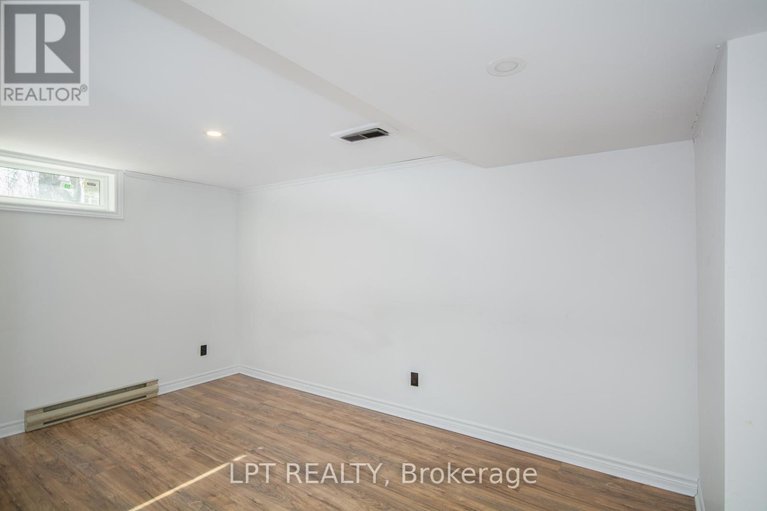 29606503/2317-elmira-drive/parkway-park/ottawa/ontario/K2C1H3_38