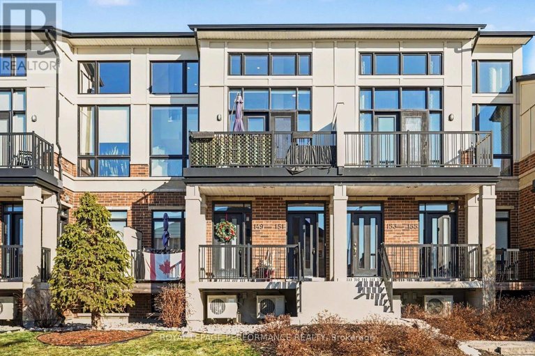 29525861/151-poplin-street/riverside-southgloucester-glen/ottawa/ontario/K4M0G7_1