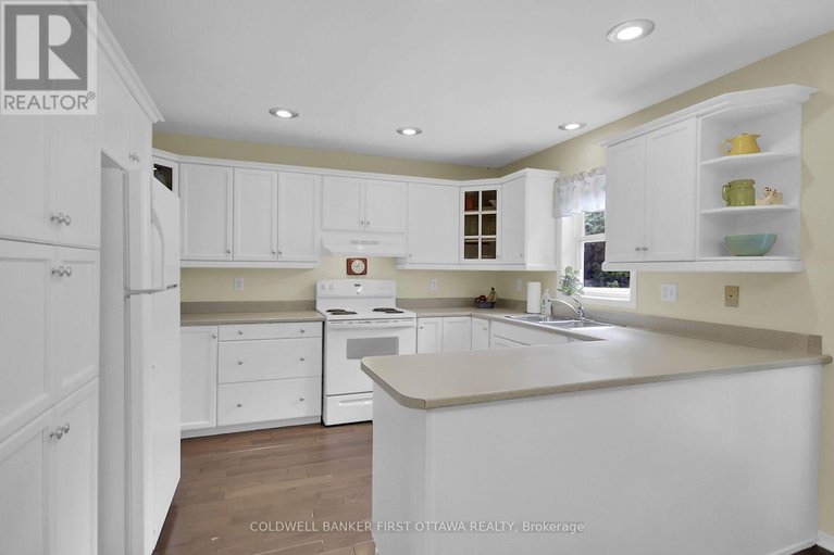 28777680/230-pine-ridge-drive/beckwith-twp/beckwith/ontario/K7C3P2_9