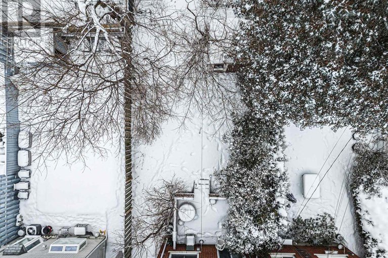 29231549/906-ivanhoe-avenue/queensway-terrace-north/ottawa/ontario/K2B5S5_29