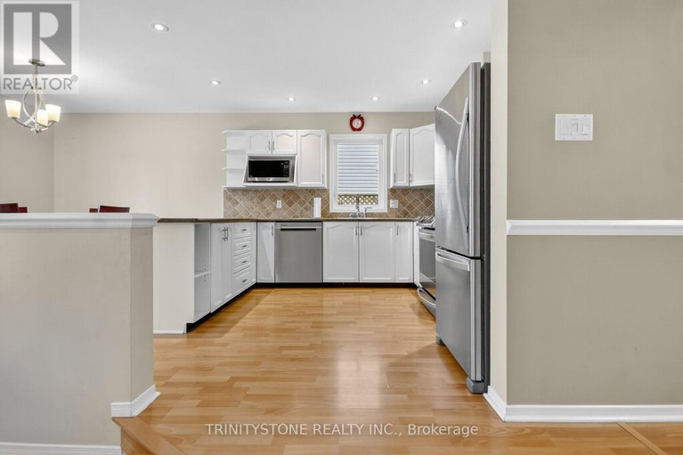 28977788/11-whalings-circle/stittsville-central/ottawa/ontario/K2S1S4_20