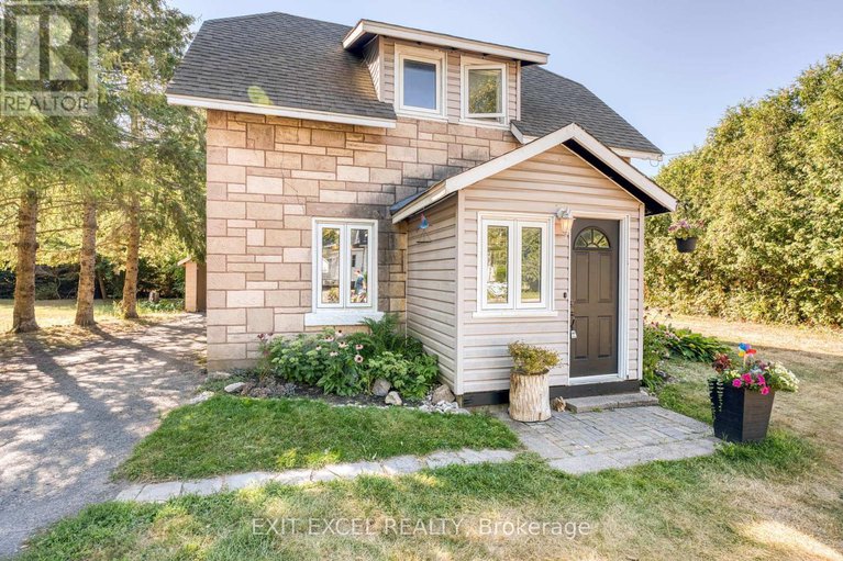 28769458/5490-mactavish-place/osgoode/ottawa/ontario/K0A2W0_2