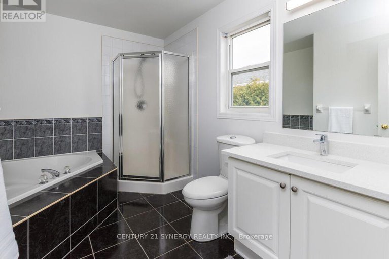 29081852/34-eliza-crescent/stittsville-south/ottawa/ontario/K2S2A3_26