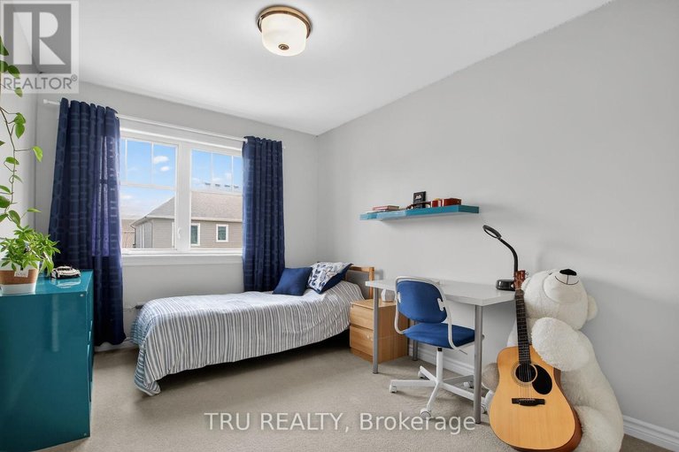 29479546/2850-grand-canal-street/half-moon-bay/ottawa/ontario/K2J0T3_23