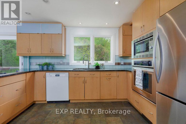 28361031/19-ancroft-court/tanglewood/ottawa/ontario/K2G4A5_13