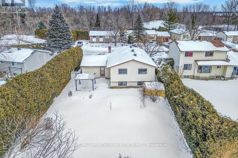 29401586/8-mac-storey-street/richmond/ottawa/ontario/K0A2Z0_46