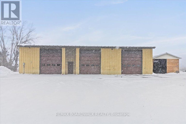 29358697/4547-carlsbad-lane/sarsfieldbearbrook/ottawa/ontario/K0A3H0_45