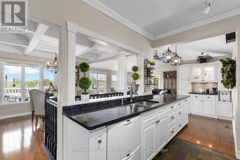 28377545/1-rideau-glen-drive/rideau-heightsashdalerideau-glen/ottawa/ontario/K2C3H1_15