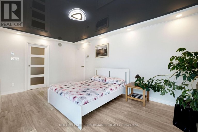 29535481/1905-160-george-street/lower-townbyward-market/ottawa/ontario/K1N9M2_37