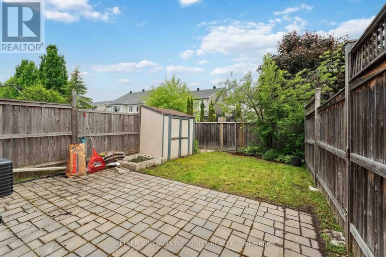 28430472/141-lockhaven-private/stonebridge/ottawa/ontario/K2J5L6_20