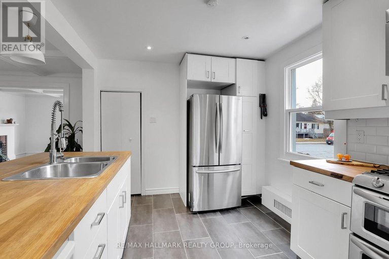 29565294/105-queen-mary-street/overbrookcastle-heights/ottawa/ontario/K1K1X4_16