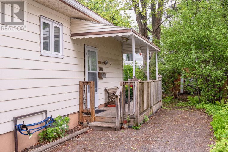 28070954/167-mafeking-avenue/manor-park/ottawa/ontario/K1K2V4_3