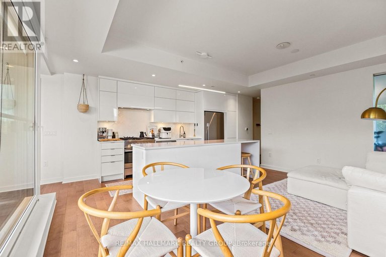 29444670/207-135-barrette-street/vanier/ottawa/ontario/K1L7Z9_25