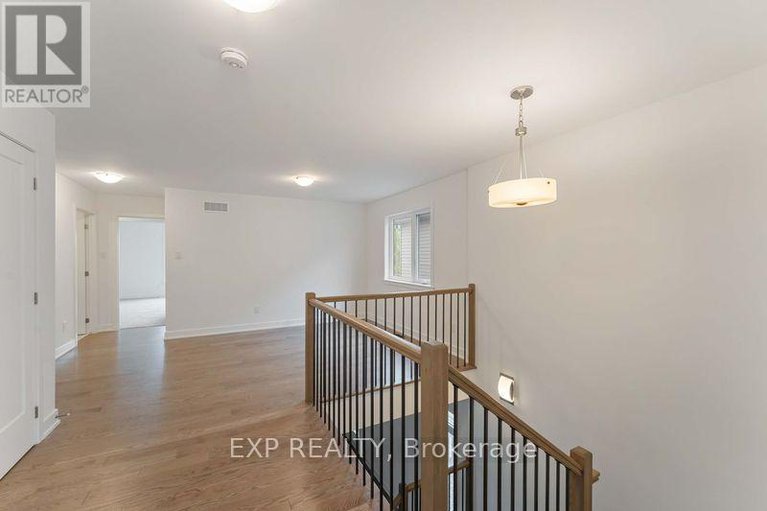 28326843/775-ovation-grove/leitrim/ottawa/ontario/K1T0X6_12