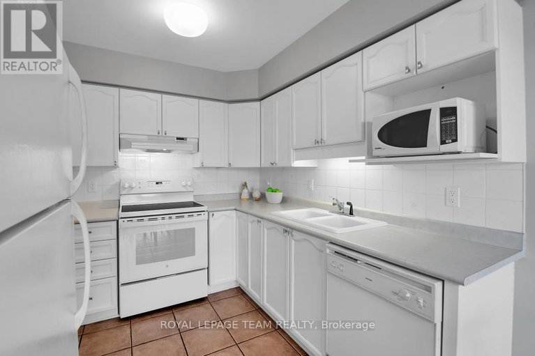 29100824/1584-cedar-mills-road/chateauneuf/ottawa/ontario/K1C7M1_5