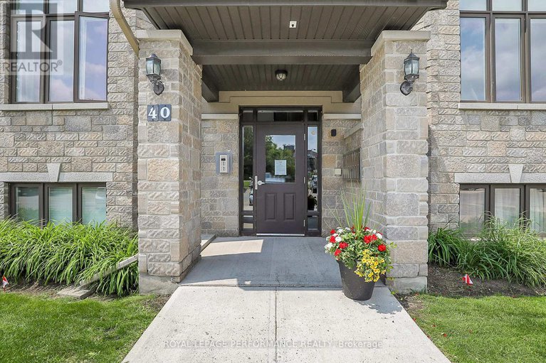 28468880/2-40-prestige-circle/chatelaine-village/ottawa/ontario/K4A0W9_2