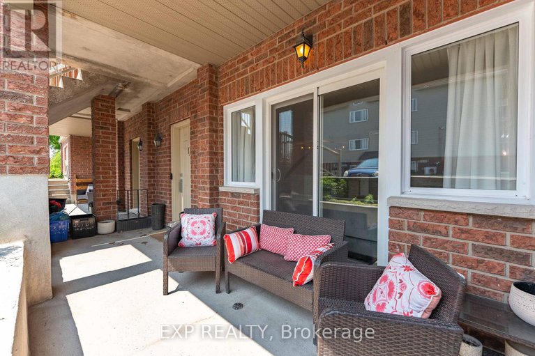 28438398/d-221-crestway-drive/barrhaven-east/ottawa/ontario/K2G0A9_17