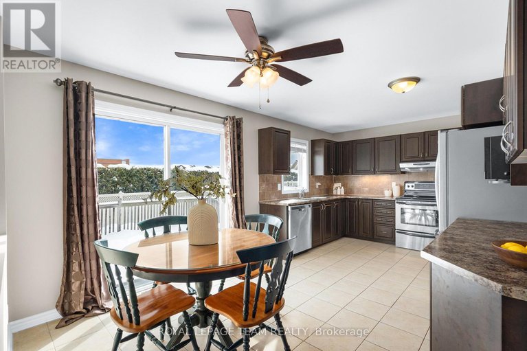 29371441/228-branthaven-street/avalon-east/ottawa/ontario/K4A0H6_16