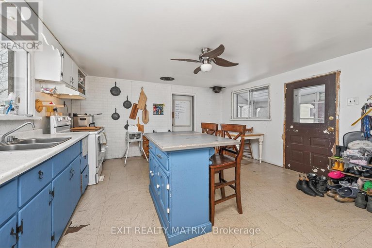 29261421/12404-county-rd-18-road/south-dundas-williamsburgh-twp/south-dundas/ontario/K0C2H0_10