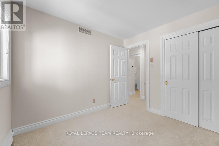 27997933/9-292-laurier-avenue/sandy-hill/ottawa/ontario/K1N6P5_18