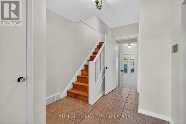 28937758/799-quinlan-road/elmvale-acres/ottawa/ontario/K1G1R8_5