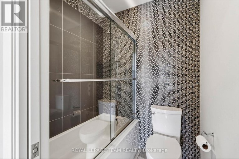 29651799/1670-ortona-avenue/carleton-heights/ottawa/ontario/K2C1W7_34