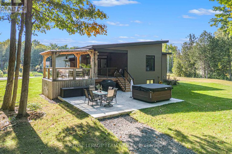 28536518/101-brookberry-crescent/north-grenville-twp-kemptville-south/north-grenville/ontario/K0G1J0_34