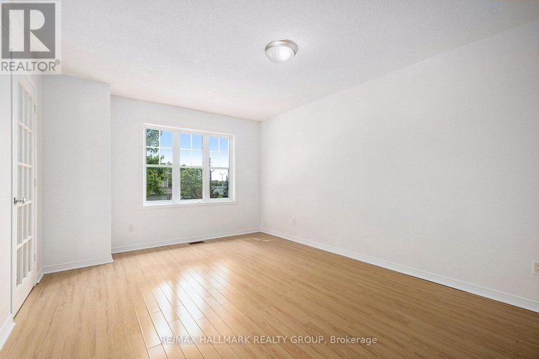 28480061/121-prem-circle/cedargrovefraserdale/ottawa/ontario/K2J0C5_15