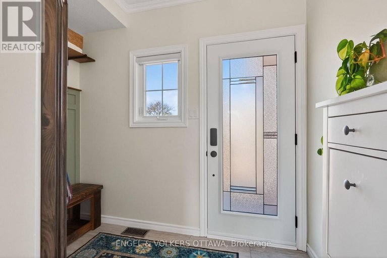 29596735/1499-corsham-avenue/fallingbrookpineridge/ottawa/ontario/K4A3M6_6