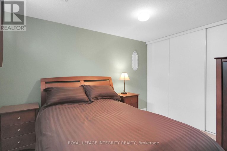 28534994/22-halkirk-avenue/glencairnhazeldean/ottawa/ontario/K2V1B5_38