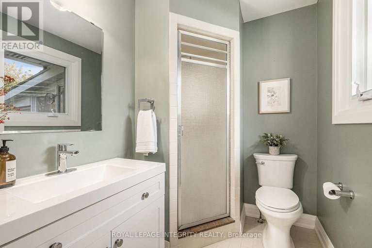 29270053/1843-rideau-road/riverside-south/ottawa/ontario/K1X1E1_22