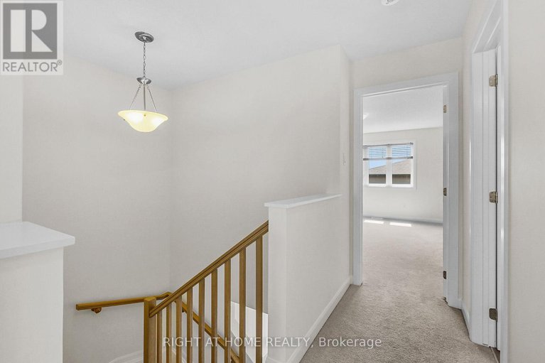 28565193/958-athenry-court/half-moon-bay/ottawa/ontario/K2J7E1_26