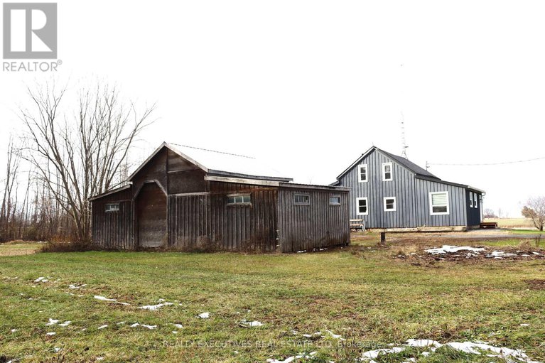 29413176/10030-glen-stewart-road/south-dundas-matilda-twp/south-dundas/ontario/K0E1C0_42